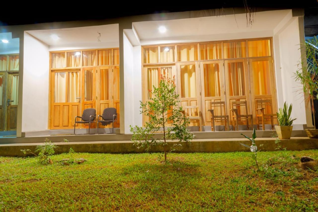 Talalla Ocean Beach Bungalow Matara Eksteriør bilde